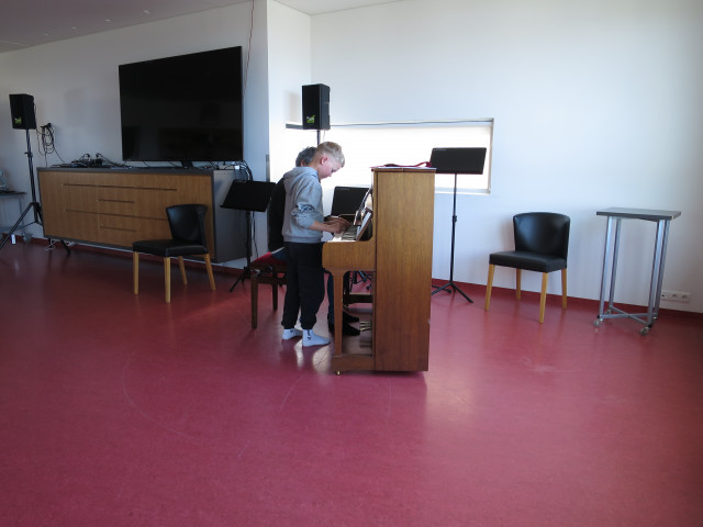 T�nleikar � Dyngju