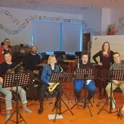 J�laskemmtun Egilssta�ask�la